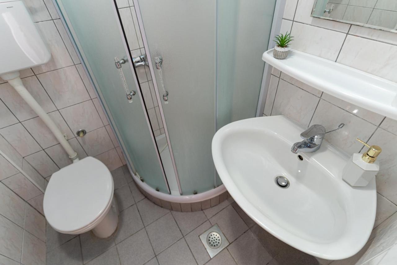 מליני Benic Apartments מראה חיצוני תמונה