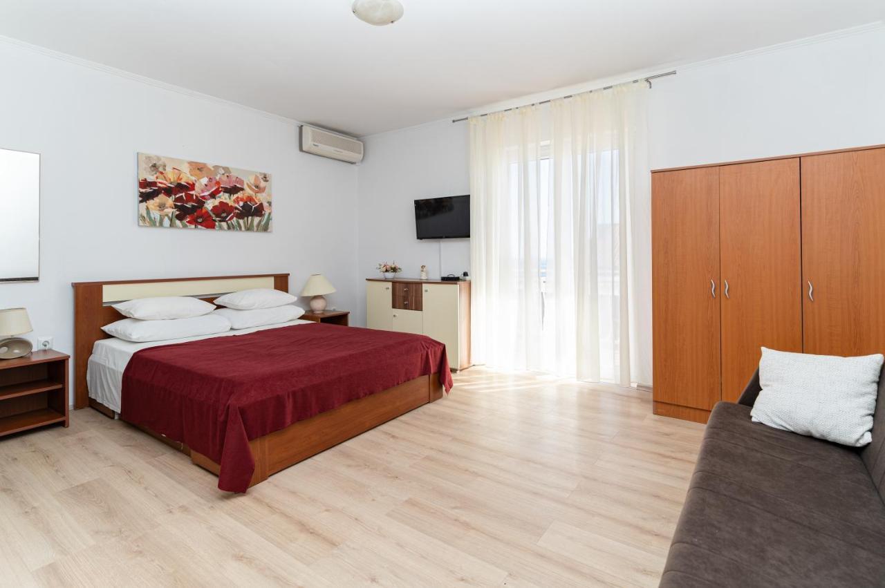 מליני Benic Apartments מראה חיצוני תמונה