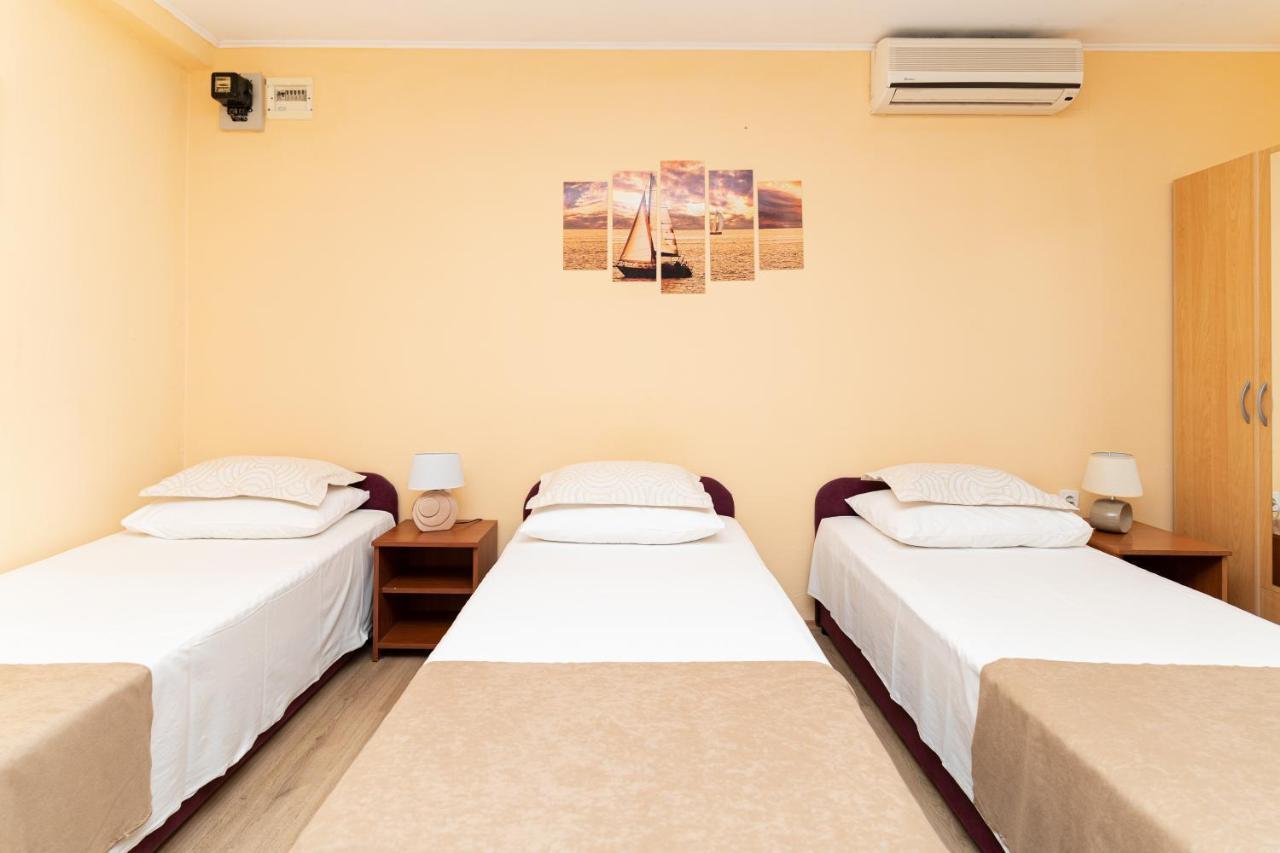 מליני Benic Apartments מראה חיצוני תמונה